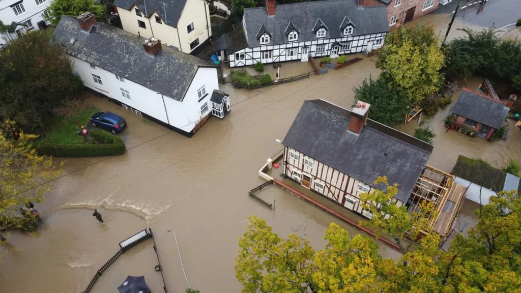 Flooding: Almost 300,000 properties in Wales at risk